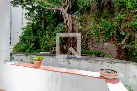 Apartamento para alugar com 177m², 3 quartos e sem vaga Apartamento para alugar com 177m², 3 quartos e sem vagaÁrea de Serviço