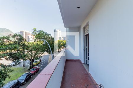 Apartamento para alugar com 177m², 3 quartos e sem vaga Apartamento para alugar com 177m², 3 quartos e sem vagaVaranda dos quartos