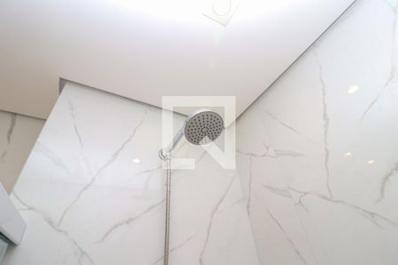 Banheiro de kitnet/studio para alugar com 0 quarto, 31m² em Vila Zilda, São Paulo