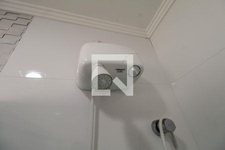 Casa à venda com 180m², 3 quartos e 4 vagasBanheiro Suíte 2