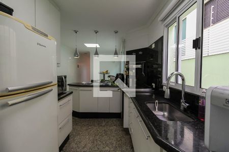 Casa à venda com 180m², 3 quartos e 4 vagasCozinha