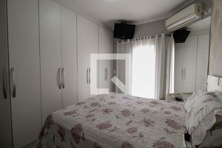 Casa à venda com 180m², 3 quartos e 4 vagasSuíte 2