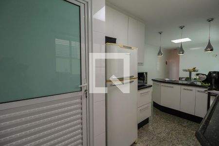Casa à venda com 180m², 3 quartos e 4 vagasCozinha
