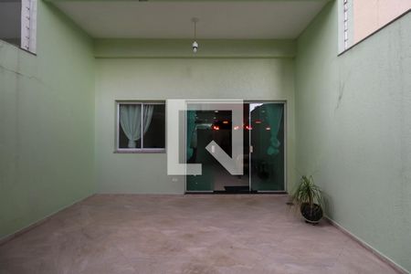 Casa à venda com 180m², 3 quartos e 4 vagasChurrasqueira