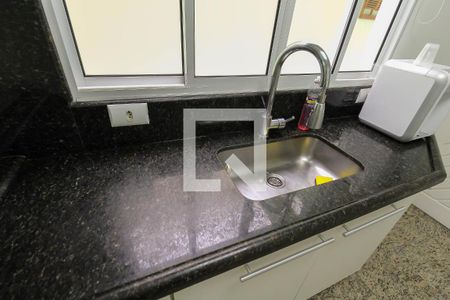 Casa à venda com 180m², 3 quartos e 4 vagasCozinha