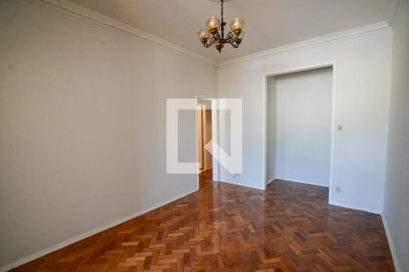 Apartamento à venda com 75m², 3 quartos e sem vaga Apartamento à venda com 75m², 3 quartos e sem vagaSala