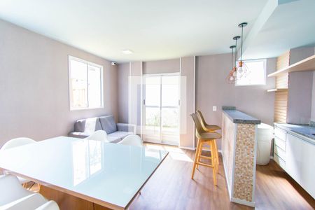 Apartamento para alugar com 28m², 1 quarto e sem vaga Apartamento para alugar com 28m², 1 quarto e sem vagaÁrea comum - Salão de Festas