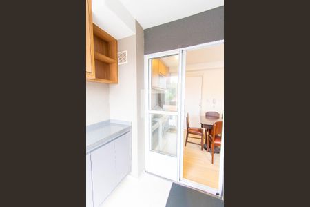 Apartamento para alugar com 28m², 1 quarto e sem vaga Apartamento para alugar com 28m², 1 quarto e sem vagaVaranda