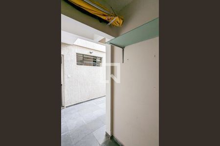 Casa à venda com 175m², 3 quartos e 2 vagas Casa à venda com 175m², 3 quartos e 2 vagasÁrea de serviço