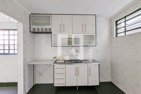 Casa à venda com 175m², 3 quartos e 2 vagas Casa à venda com 175m², 3 quartos e 2 vagasCozinha