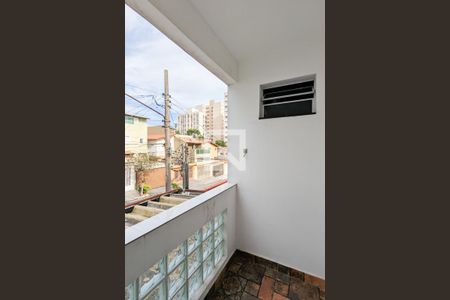 Casa à venda com 175m², 3 quartos e 2 vagas Casa à venda com 175m², 3 quartos e 2 vagasVaranda da suíte