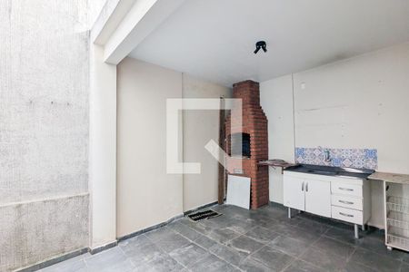 Casa à venda com 175m², 3 quartos e 2 vagas Casa à venda com 175m², 3 quartos e 2 vagasChurrasqueira
