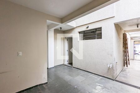 Casa à venda com 175m², 3 quartos e 2 vagas Casa à venda com 175m², 3 quartos e 2 vagasChurrasqueira