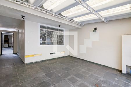 Casa à venda com 175m², 3 quartos e 2 vagas Casa à venda com 175m², 3 quartos e 2 vagasGaragem