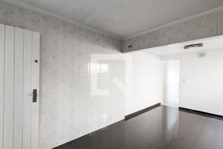 Casa à venda com 175m², 3 quartos e 2 vagas Casa à venda com 175m², 3 quartos e 2 vagasCozinha