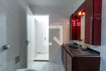Casa para alugar com 160m², 3 quartos e 3 vagas Casa para alugar com 160m², 3 quartos e 3 vagasBanheiro da Suíte