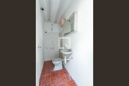 Casa para alugar com 160m², 3 quartos e 3 vagas Casa para alugar com 160m², 3 quartos e 3 vagasBanheiro de Serviço