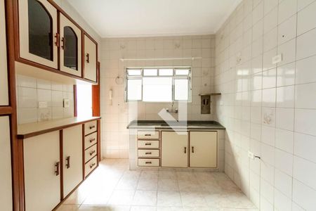 Casa para alugar com 160m², 3 quartos e 3 vagas Casa para alugar com 160m², 3 quartos e 3 vagasCozinha