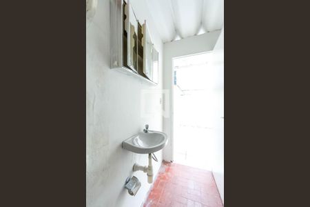 Casa para alugar com 160m², 3 quartos e 3 vagas Casa para alugar com 160m², 3 quartos e 3 vagasBanheiro de Serviço
