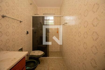 Casa à venda com 329m², 4 quartos e 3 vagas Casa à venda com 329m², 4 quartos e 3 vagasBanheiro Social