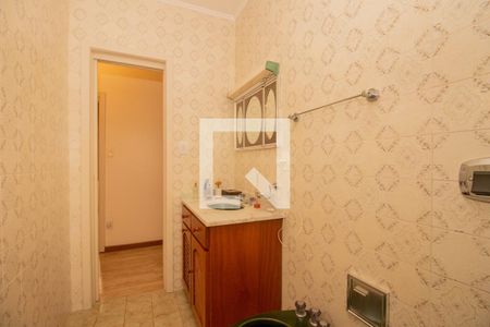Casa à venda com 329m², 4 quartos e 3 vagas Casa à venda com 329m², 4 quartos e 3 vagasBanheiro Social