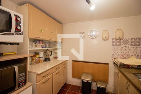 Casa à venda com 329m², 4 quartos e 3 vagas Casa à venda com 329m², 4 quartos e 3 vagasÁrea de Churrasco - Cozinha Auxiliar