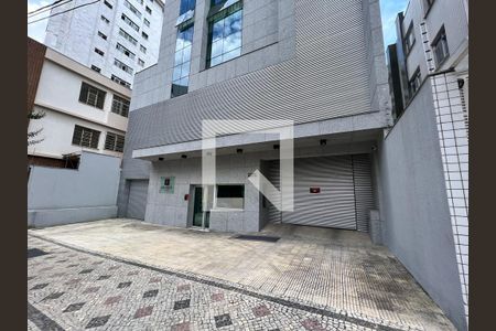 Apartamento para alugar com 60m², 2 quartos e 2 vagas Apartamento para alugar com 60m², 2 quartos e 2 vagasFachada