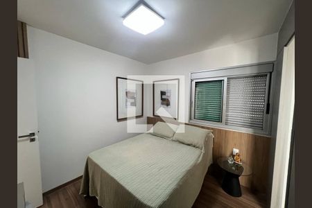 Apartamento para alugar com 60m², 2 quartos e 2 vagas Apartamento para alugar com 60m², 2 quartos e 2 vagasQuarto