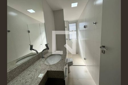 Apartamento para alugar com 60m², 2 quartos e 2 vagas Apartamento para alugar com 60m², 2 quartos e 2 vagasBanheiro