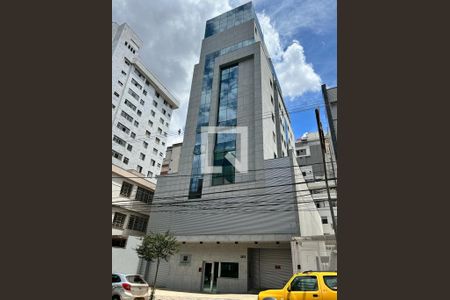 Apartamento para alugar com 60m², 2 quartos e 2 vagas Apartamento para alugar com 60m², 2 quartos e 2 vagasFachada
