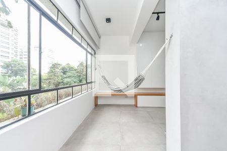 Sala de apartamento à venda com 1 quarto, 103m² em Higienópolis, São Paulo