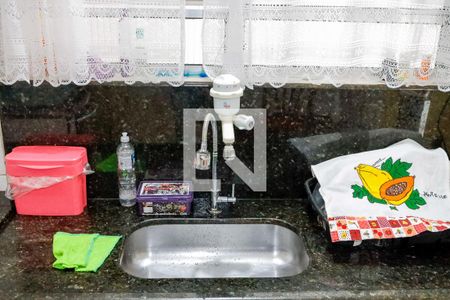 Casa à venda com 117m², 3 quartos e sem vaga Casa à venda com 117m², 3 quartos e sem vagaCozinha