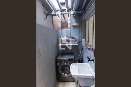 Casa de condomínio à venda com 70m², 2 quartos e 1 vaga Casa de condomínio à venda com 70m², 2 quartos e 1 vagaÁrea de Serviço