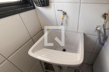 Apartamento à venda com 129m², 3 quartos e 2 vagas Apartamento à venda com 129m², 3 quartos e 2 vagasÁrea de serviço