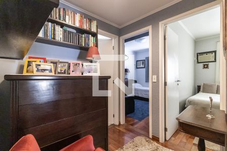 Apartamento à venda com 129m², 3 quartos e 2 vagas Apartamento à venda com 129m², 3 quartos e 2 vagasCorredor para quartos