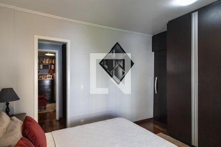 Apartamento à venda com 129m², 3 quartos e 2 vagas Apartamento à venda com 129m², 3 quartos e 2 vagasSuíte