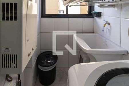 Apartamento à venda com 129m², 3 quartos e 2 vagas Apartamento à venda com 129m², 3 quartos e 2 vagasÁrea de serviço