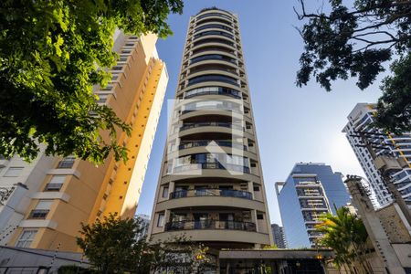 Apartamento à venda com 129m², 3 quartos e 2 vagas Apartamento à venda com 129m², 3 quartos e 2 vagasFachada