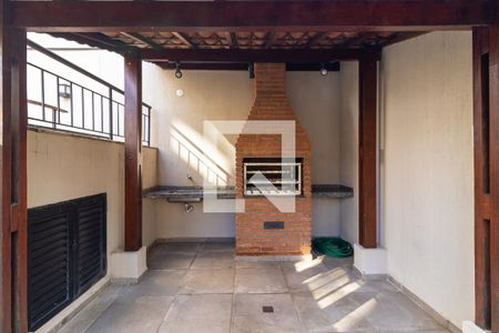 Apartamento à venda com 129m², 3 quartos e 2 vagas Apartamento à venda com 129m², 3 quartos e 2 vagasÁrea comum do prédio