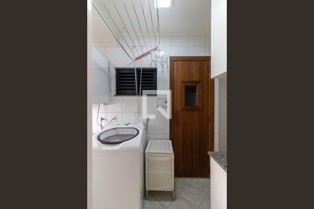 Apartamento à venda com 129m², 3 quartos e 2 vagas Apartamento à venda com 129m², 3 quartos e 2 vagasÁrea de serviço