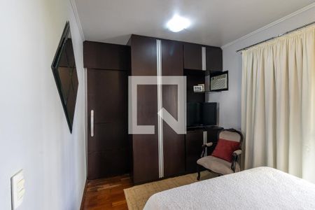 Apartamento à venda com 129m², 3 quartos e 2 vagas Apartamento à venda com 129m², 3 quartos e 2 vagasSuíte