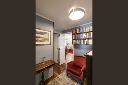 Apartamento à venda com 129m², 3 quartos e 2 vagas Apartamento à venda com 129m², 3 quartos e 2 vagasCorredor para quartos