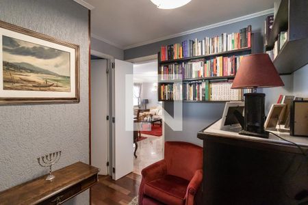 Apartamento à venda com 129m², 3 quartos e 2 vagas Apartamento à venda com 129m², 3 quartos e 2 vagasCorredor para quartos