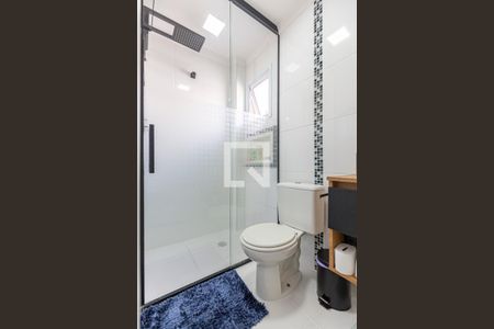 Banheiro da Suíte de apartamento para alugar com 2 quartos, 70m² em Jardim Bela Vista, Santo André