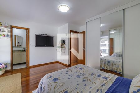 Apartamento à venda com 395m², 4 quartos e 2 vagasSuíte 1