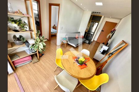 Sala de apartamento à venda com 2 quartos, 48m² em Planalto, Belo Horizonte