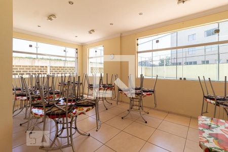 Apartamento à venda com 83m², 3 quartos e 2 vagas Apartamento à venda com 83m², 3 quartos e 2 vagasÁrea comum - Salão de festas