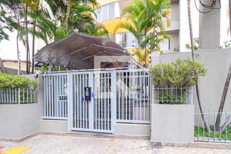 Apartamento à venda com 83m², 3 quartos e 2 vagas Apartamento à venda com 83m², 3 quartos e 2 vagasFachada