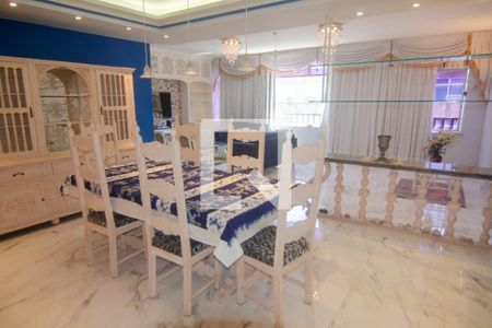 Sala de apartamento à venda com 4 quartos, 200m² em Copacabana, Rio de Janeiro