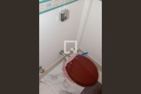 Lavabo de apartamento à venda com 4 quartos, 200m² em Copacabana, Rio de Janeiro